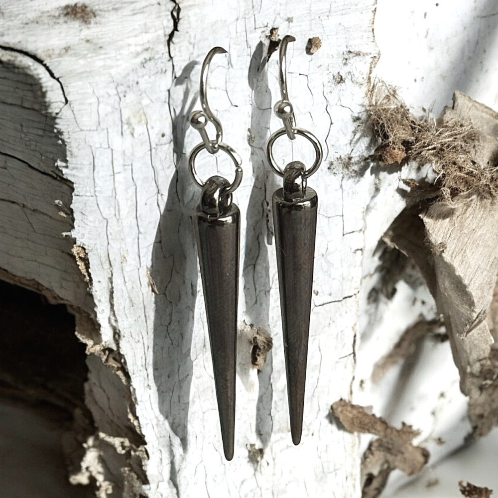 5 For $25💫Alternative Gunmetal Spike Cone Dangles Earrings